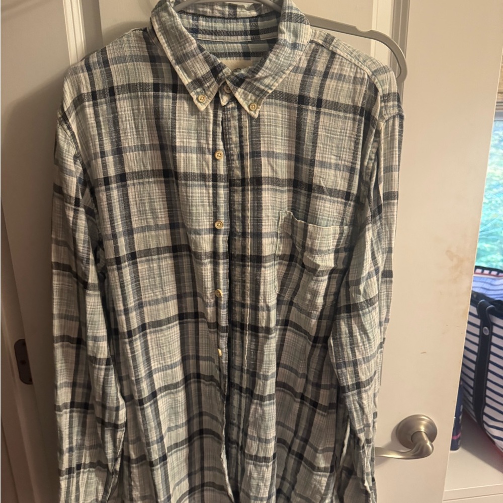 Surfside Supply Blue and White Plaid Casual Shirt